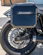 10L - Outlaw Quick Mount Small Harley Dyna Street Bob FXDB Painted Solo Hard Saddlebag (Right Only) - Image 4