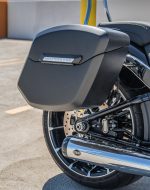 12L - Ironclad Quick Mount Medium Harley Softail Breakout FXBR/S Matte Hard Solo Saddlebag (Right Only) - Image 5