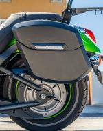 12L - Ironclad Quick Mount Medium Kawasaki Vulcan 900 Custom Matte Hard Solo Saddlebag (Left Only) - Image 4