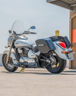 12L - Ironclad Quick Mount Medium Suzuki Boulevard C50 VL800 Painted Hard Solo Saddlebag (Left Only) - Image 3