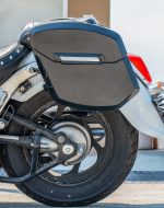 12L - Ironclad Quick Mount Medium Suzuki Boulevard C50 VL800 Painted Hard Solo Saddlebag (Left Only) - Image 4