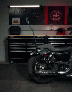 28L - Panzer Medium Quick-Mount Triumph Scrambler 400 X Leather Saddlebags - Image 4