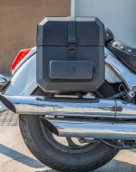 15L - Outlaw Quick Mount Medium Suzuki Boulevard C50 VL800 Hard Solo Saddlebag (Right Only) - Image 4