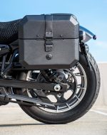 10L - Outlaw Quick Mount Small Harley Sportster Nightster RH975/S Hard Solo Saddlebag (Left Only) - Image 4