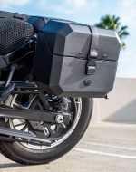 10L - Outlaw Quick Mount Small Harley Sportster Nightster RH975/S Hard Solo Saddlebag (Left Only) - Image 5